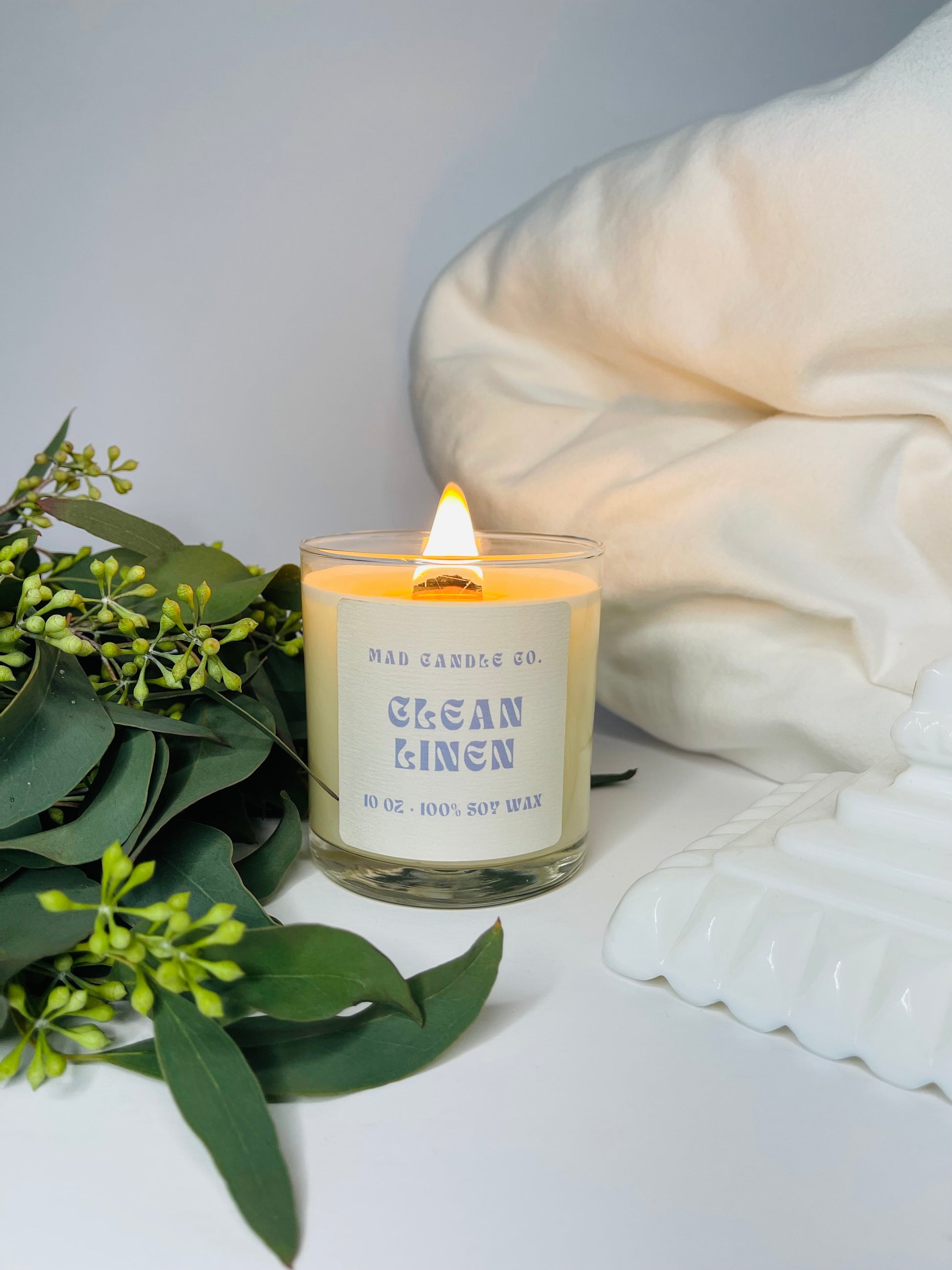 Clean Linen 10oz Glass Jar Soy Candle front view, natural soy candle shop, scented non-toxic soy candle, wholesale handmade candles, soy candle care